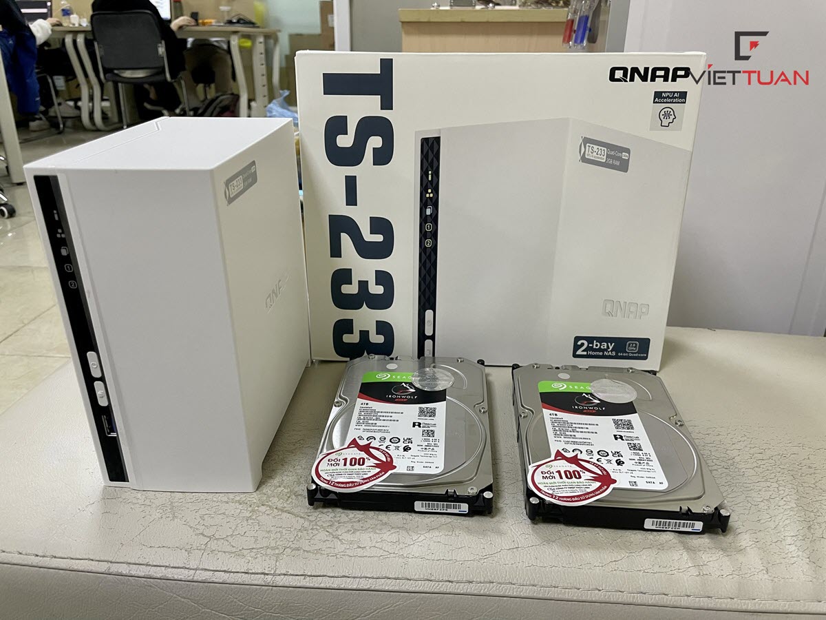 Hình ảnh Thiết bị lưu trữ NAS QNAP TS-233 và 02 ổ cứng Seagate Ironwolf 4TB
