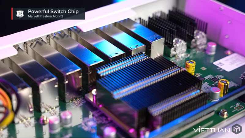 Mikrotik CRS518-16XS-2XQ sử dụng Switch chip Marvell Prestera Aldrin2 mạnh mẽ