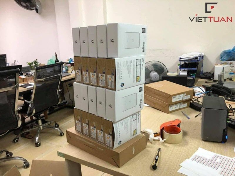Hình ảnh sản phẩm UniFi AC Inwall (UAP-AC-IW) đang sẵn hàng tại Việt Tuấn