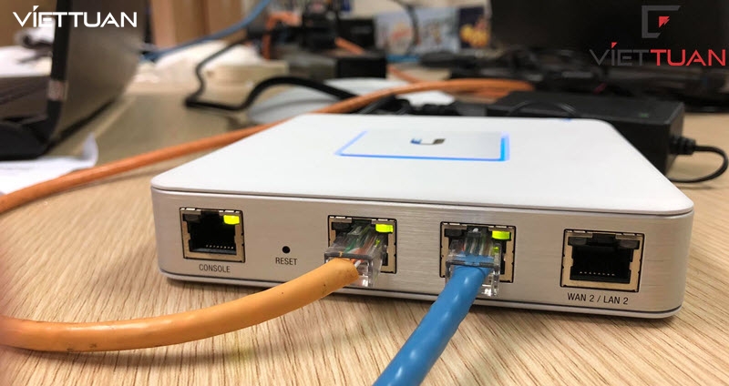 USG có 3 cổng Ethernet để truyền dữ liệu